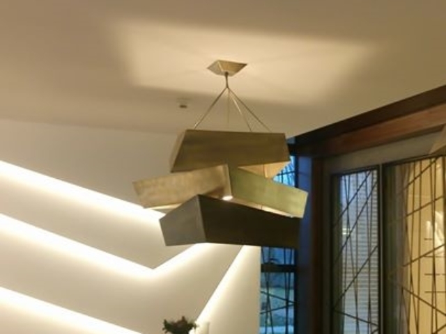 led rasveta na zidu